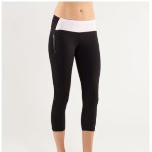 Lululemon Run: In the Sun Ruched Leg Crop - Size 4